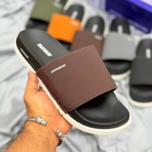 Skechers Slides -  Black / Brown