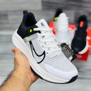 Nike Air Zoom - White / Black