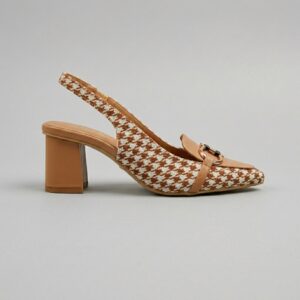 ZARA Pointed Toe - Beige / White